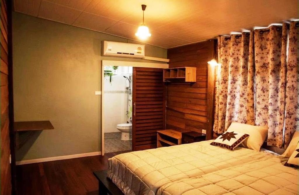 Ban Boonchu Bed and Breakfast Αγιουτάγια Δωμάτιο φωτογραφία