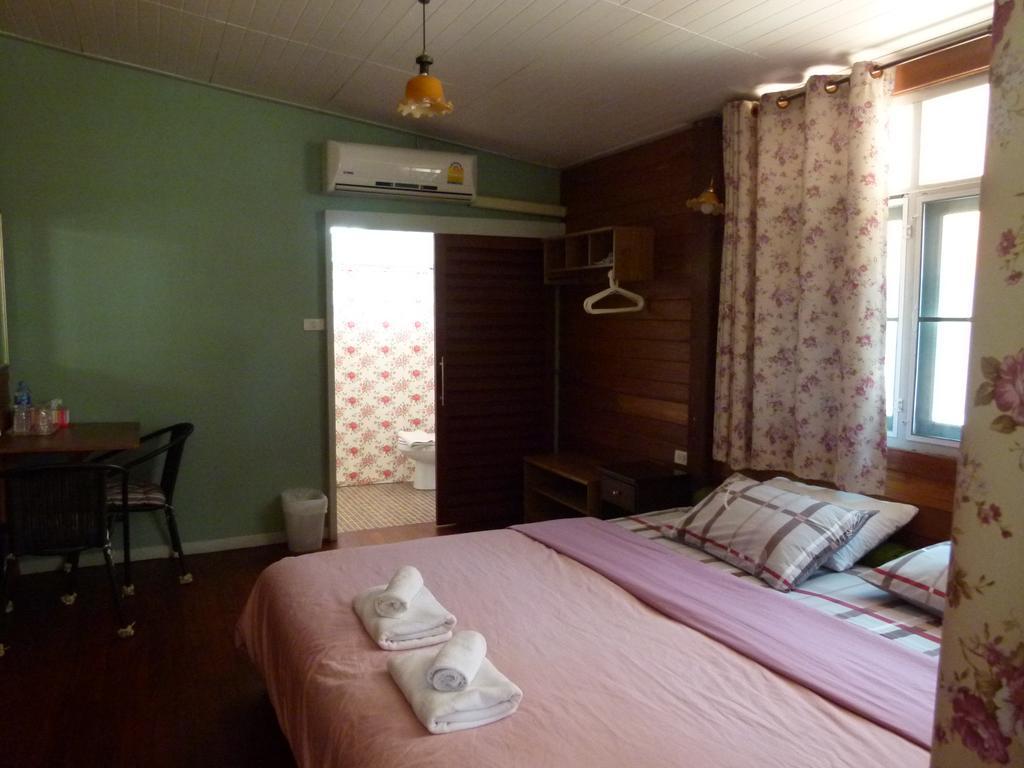 Ban Boonchu Bed and Breakfast Αγιουτάγια Εξωτερικό φωτογραφία